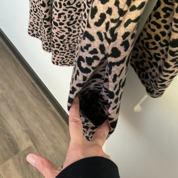 Pink and black animal print dress, medium, with pockets - Picture 4 of 5